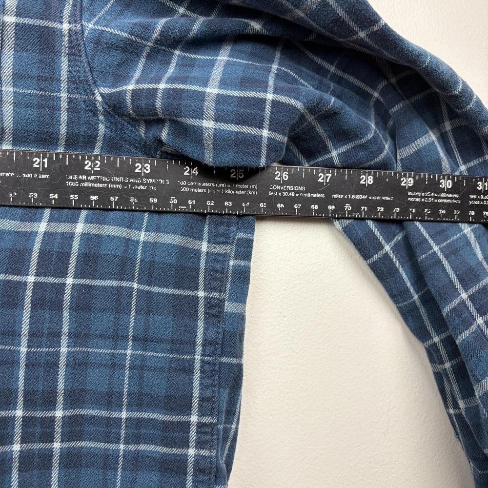 Carhartt Shirt Mens XL Blue Plaid Flannel Long Sleeve Button Up Pockets Workwear - Picture 6 of 9